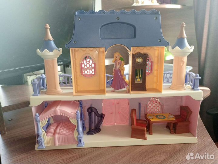 Игрушка Замок