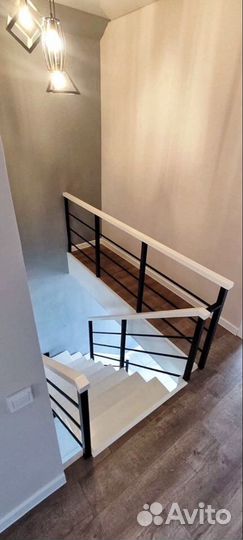 Лестница на второй этаж