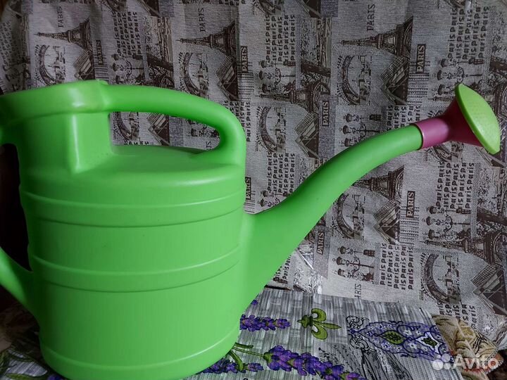 Лейка садовая