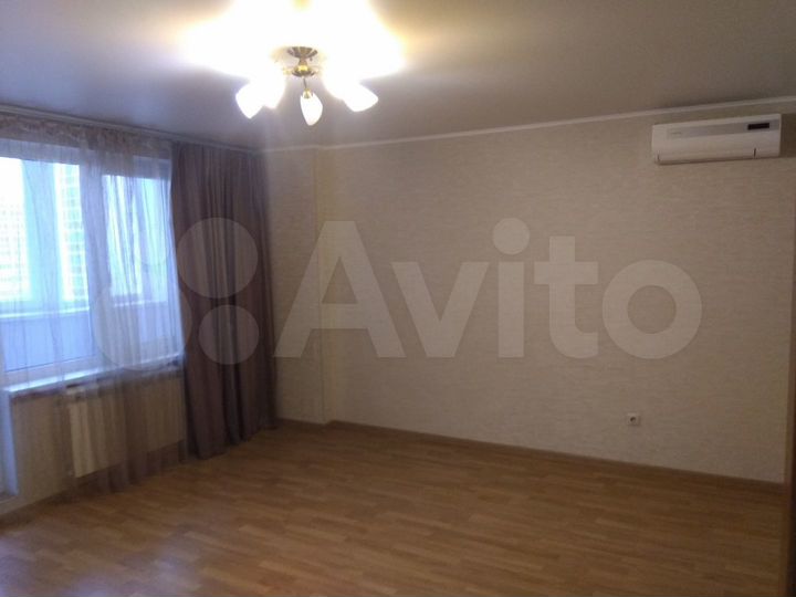 2-к. квартира, 77 м², 5/15 эт.