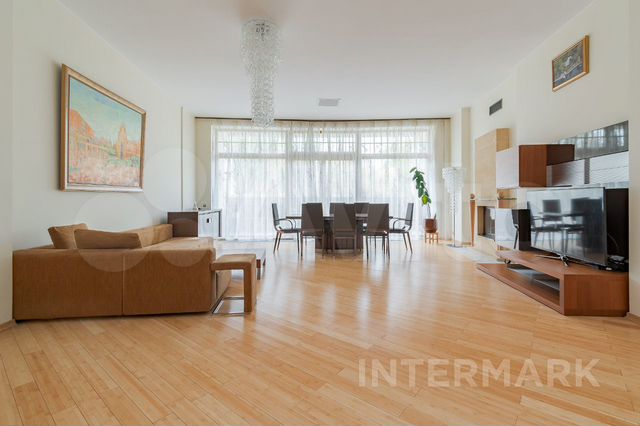 6-к. квартира, 280 м², 2/6 эт.