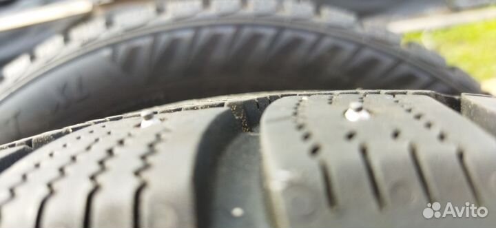 Зимние шины 195 60 15 на дисках 4*114.3