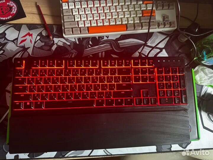 Клавиатура игровая Razer Ornata V3