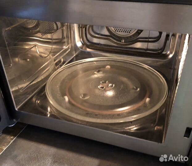 Микроволновка с функцией духовки