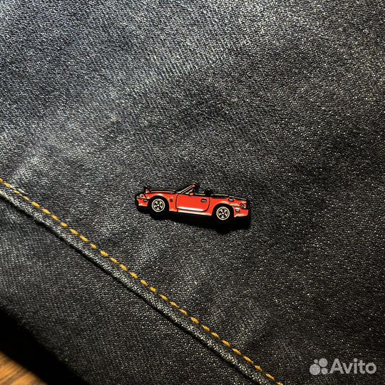 Mazda Miata MX-5 NA значок