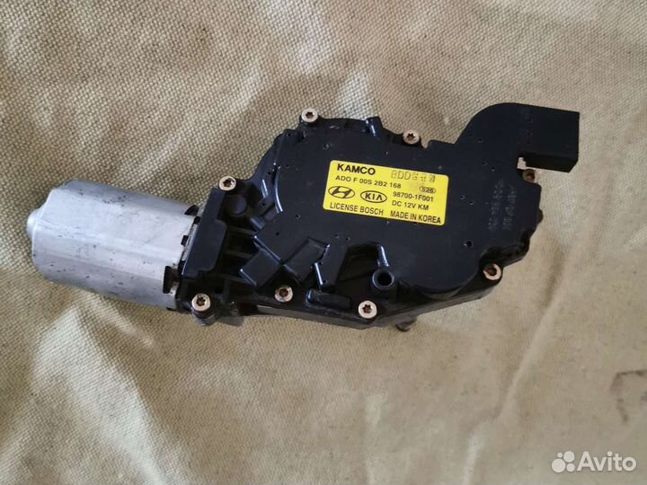 Моторчик заднего стеклоочистителя Kia Sportage 2