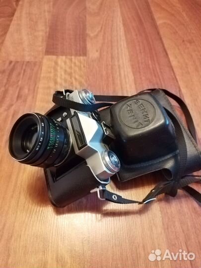 Пленочный фотоаппарат Зенит-Е