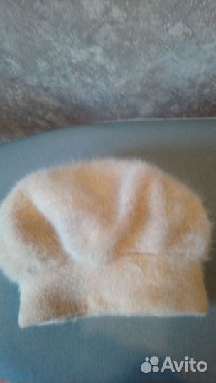 Берет женский зимний