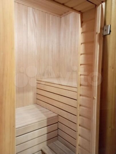 Дом 377 м² на участке 5 сот.