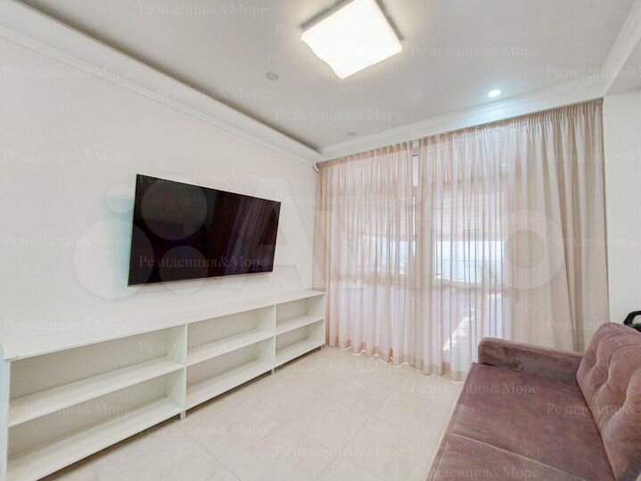 2-к. квартира, 98 м², 1/3 эт.