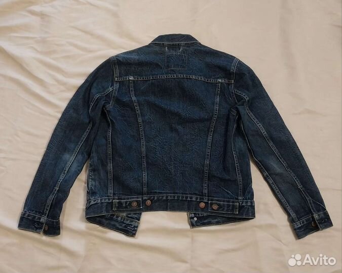 Джинсовая куртка levis Premium (S)