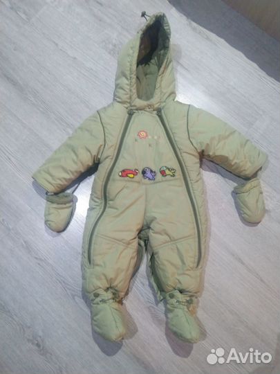 Зимний комбинезон на 9-12 месяцев
