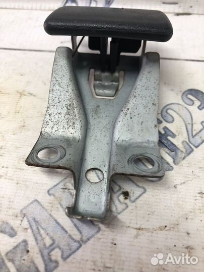 Ручка открывания капота Nissan Murano z50