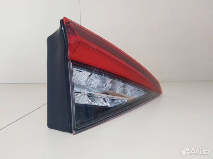 Фонарь задний внутренний левый Skoda Kodiaq