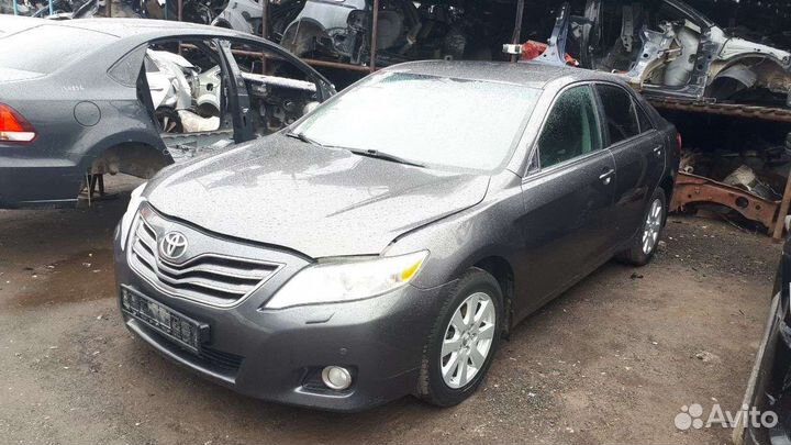 В разбор поступила Toyota Camry