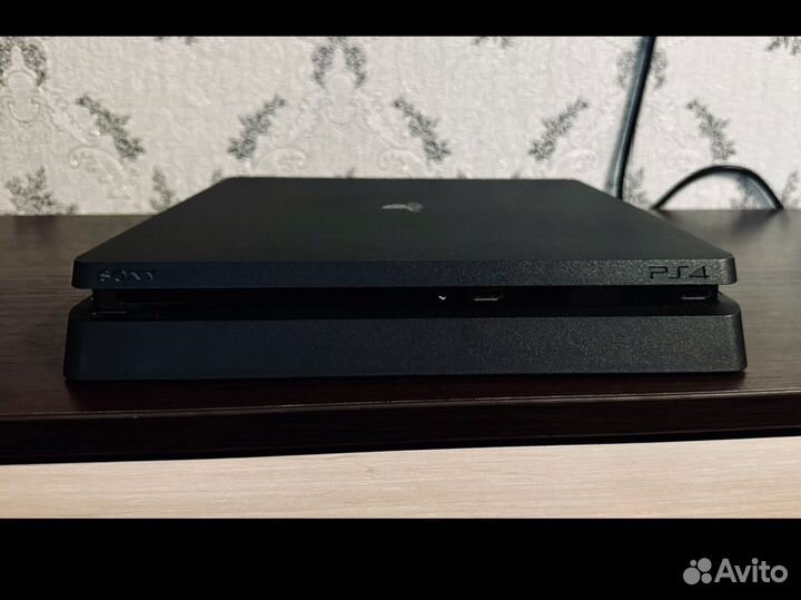 Sony PS4 Slim 1tb