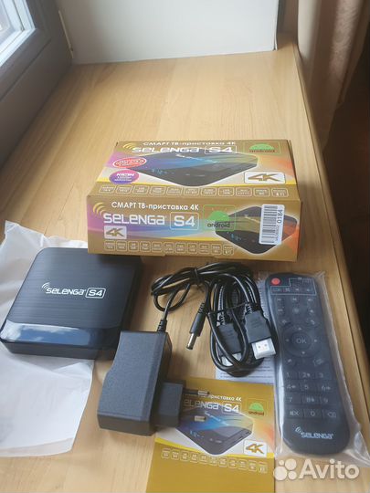 Смарт тв - приставка 4К Selenga S4