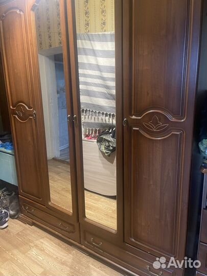 Шкафы шифонеры бу