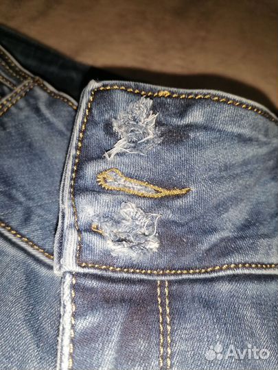 Джинсы женские
