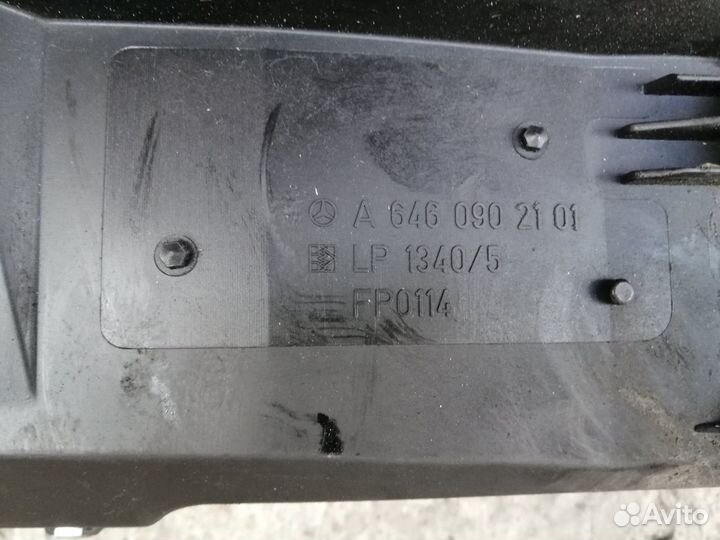 Корпус воздушного фильтра Мерс E 211 W 211 OM 646