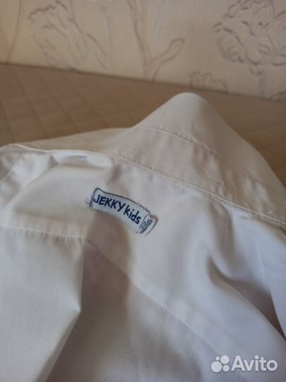 Белая рубашка на мальчика, рост 116-122