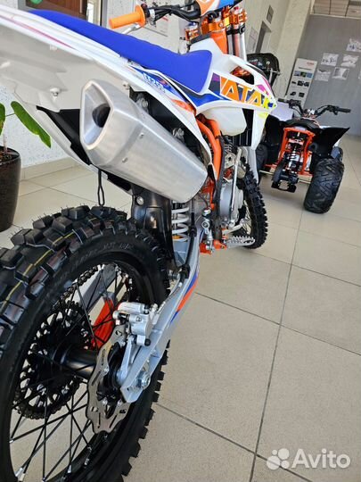 Мотоцикл кроссовый ataki EF250