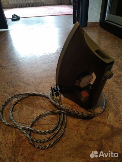 Утюг рабочий 3 режима температуры