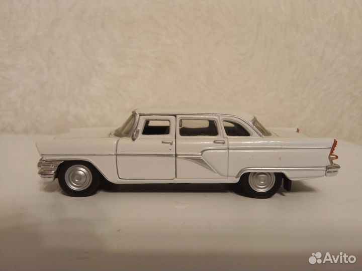 Модель автомобиля газ-13 Чайка Autotime