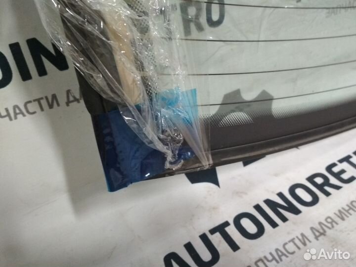 Стекло заднее Volksawagen Passat B5