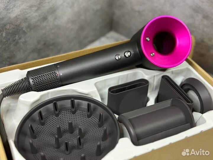 Фен Dyson supersonic