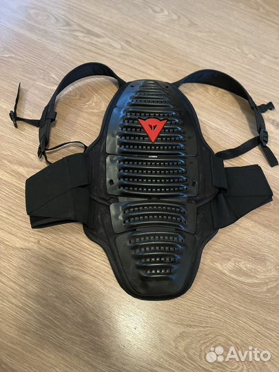 Защита спины dainese