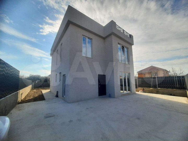 Дом 224 м² на участке 4 сот.