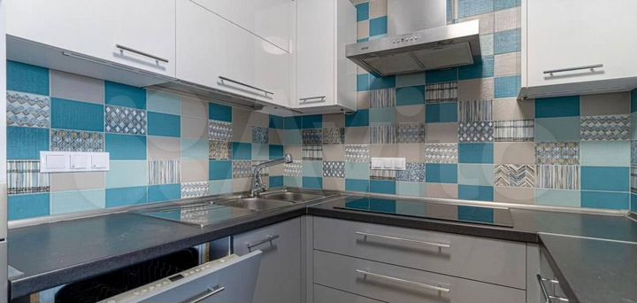 2-к. квартира, 55 м², 3/5 эт.