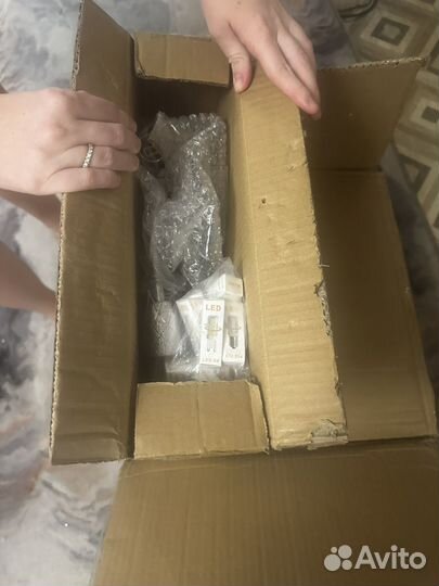 Люстра б/у бронь