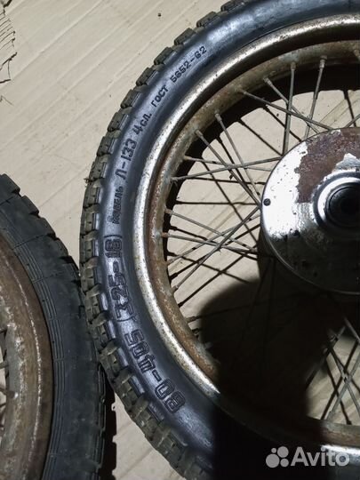 Колеса на мотоцикл восход л 133 СССР