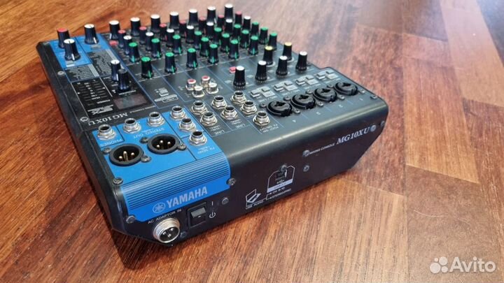 Микшерный пульт yamaha mg10xu и колонка 1000W