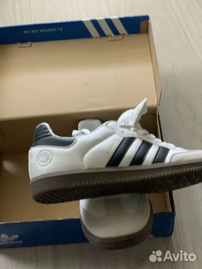 Продам кроссовки Adidas samba