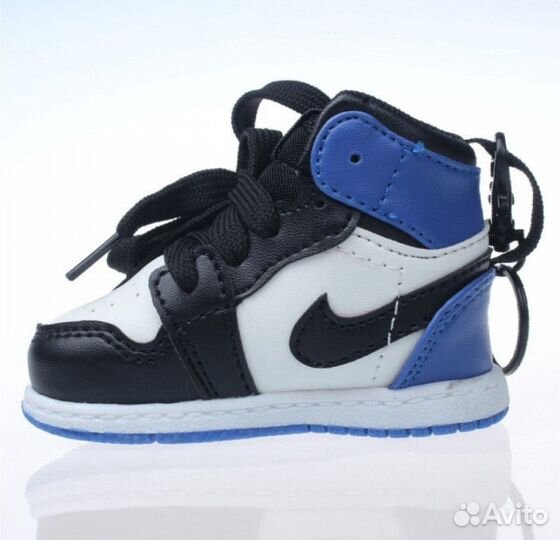 Зарядное устройство/ портативный аккумулятор