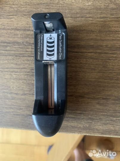 Зарядка для батарейки