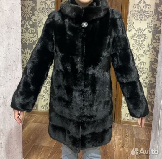Шуба норковая с капюшоном