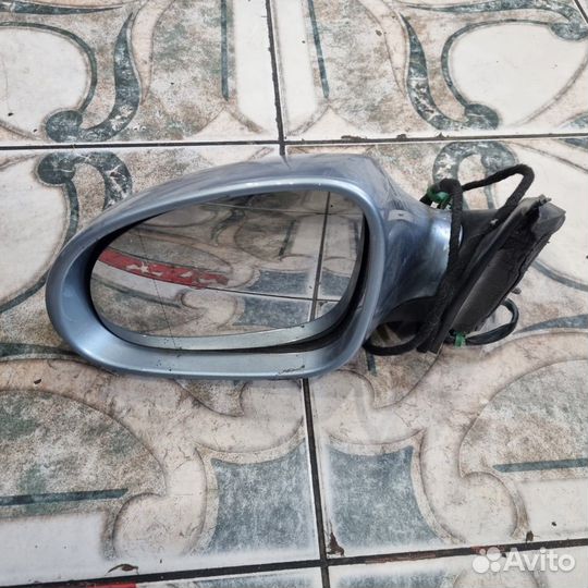 Зеркало Volkswagen Passat B6
