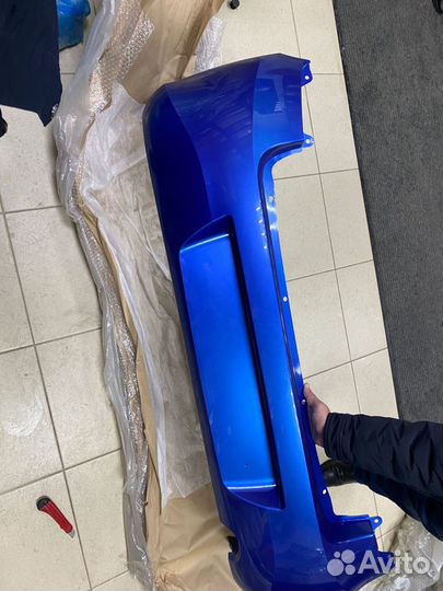 Бампер Гранта задний цвет 418 голубая планета