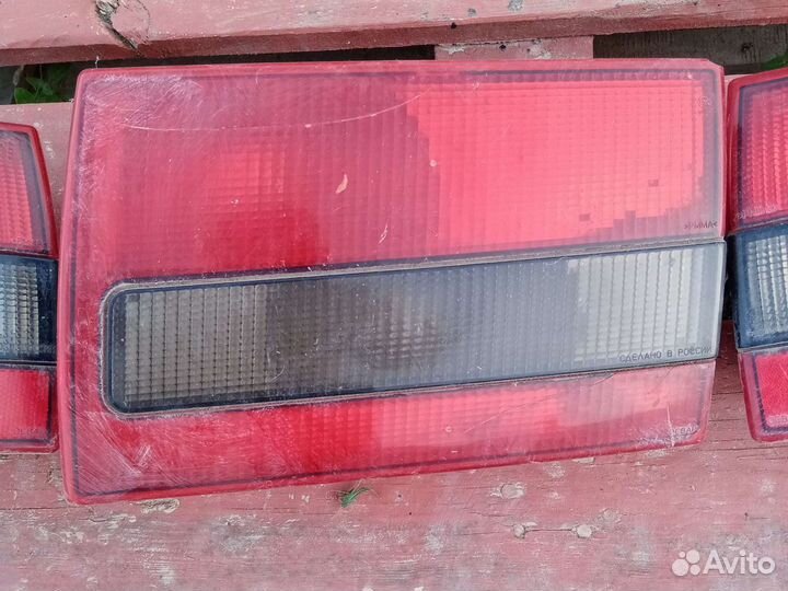 Задние фонари на газ 3110