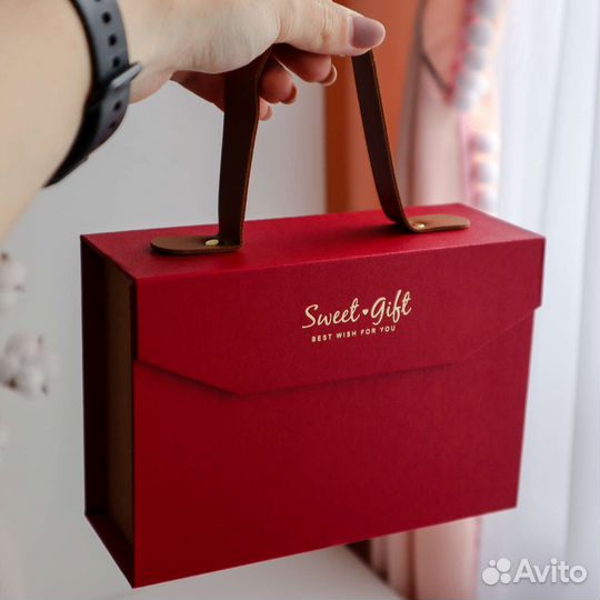 Коробка подарочная к 8 марта