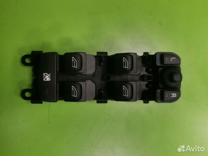 Блок управления стеклоподъемниками Volvo XC70