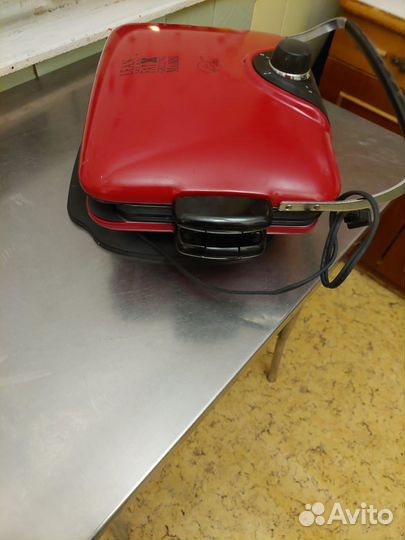 George Foreman Grilling Machine