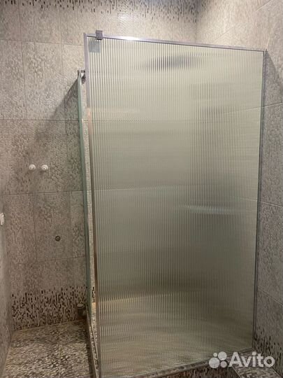 Стекло прозрачное Flutes (флутс, рифленое)