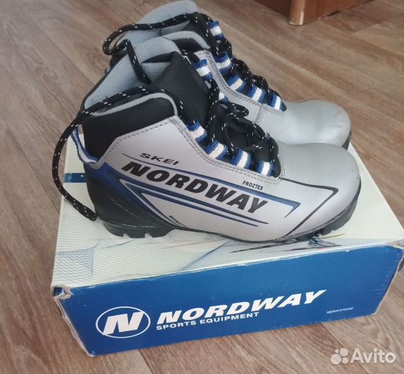 Беговые лыжи