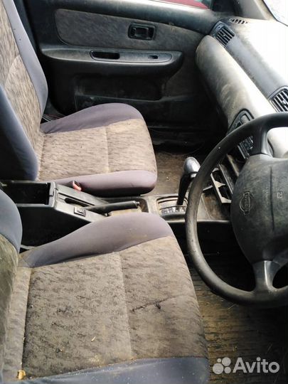 Автомобили на запчасти Ниссан Сани b14