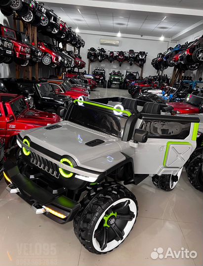 Детский электромобиль